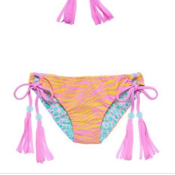 Reversible Cheetah Print Victoria’s Secret Bikini - Picture 3 of 6